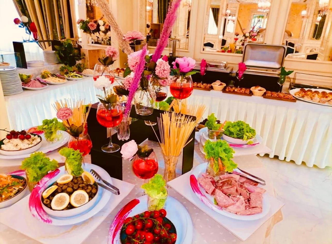 Hotel Fieri Ngoại thất bức ảnh