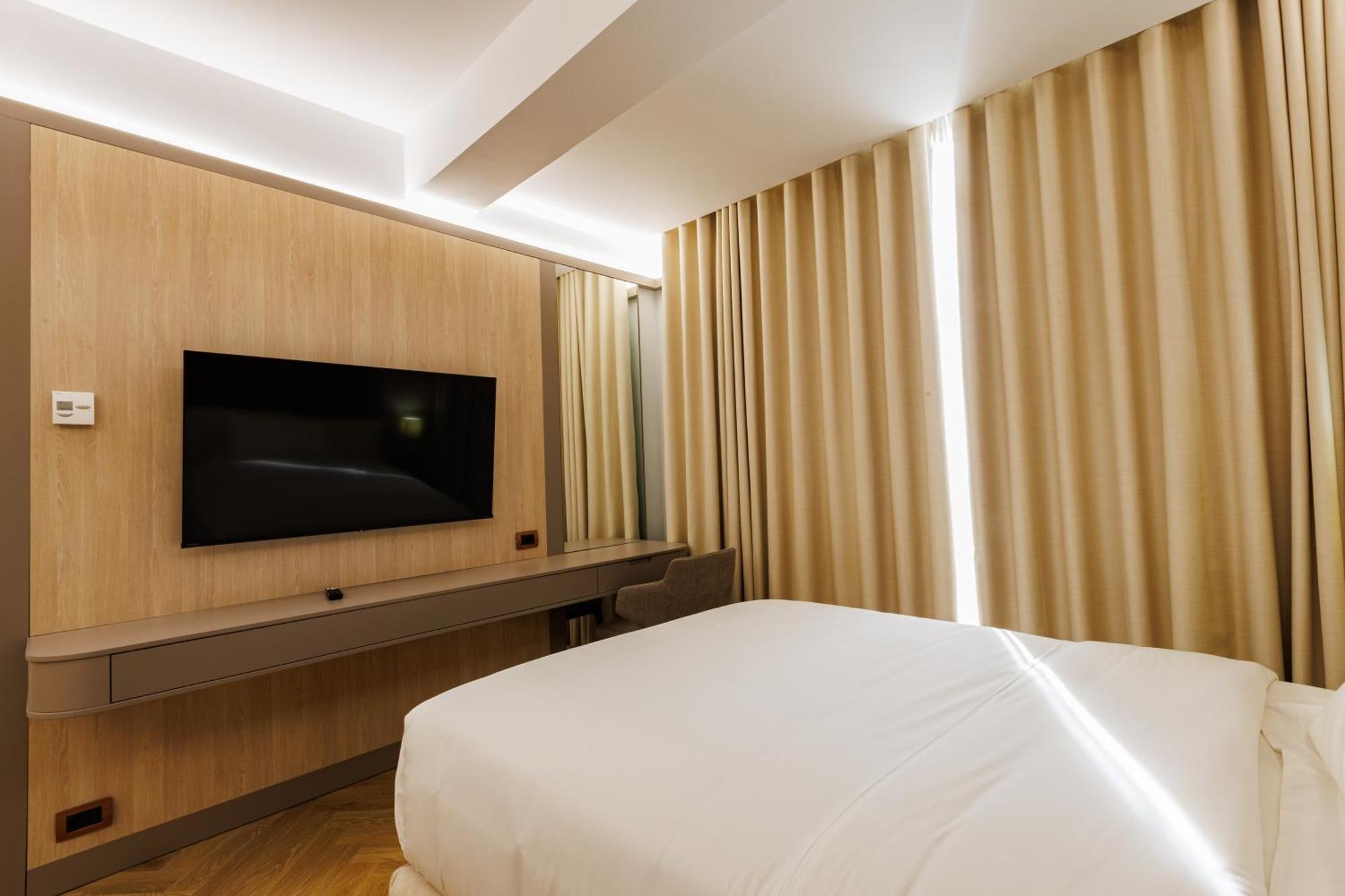 Hotel Fieri Ngoại thất bức ảnh