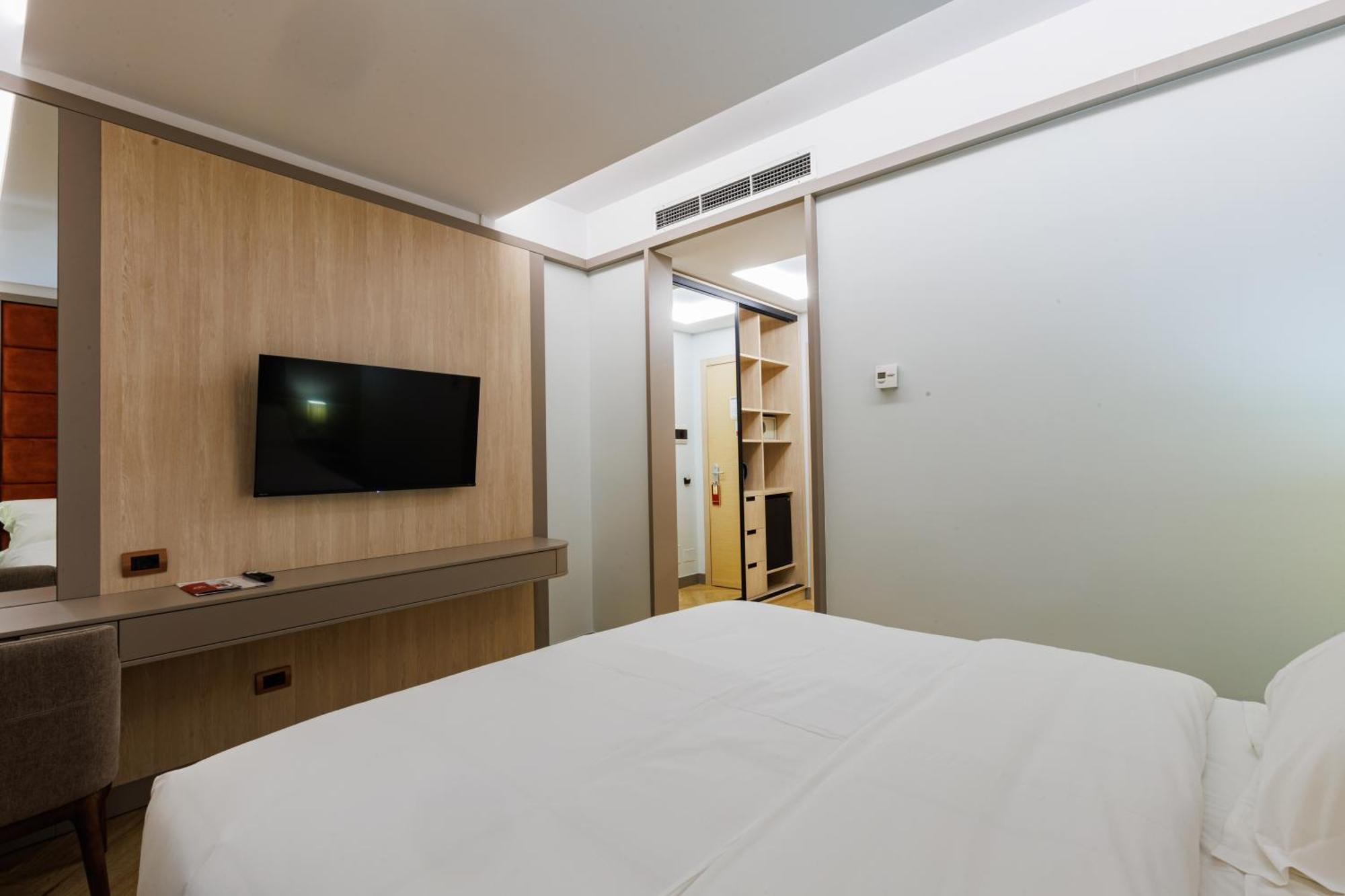 Hotel Fieri Ngoại thất bức ảnh