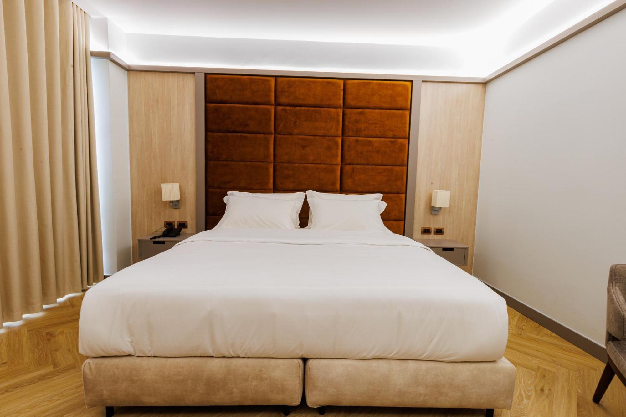 Hotel Fieri Ngoại thất bức ảnh